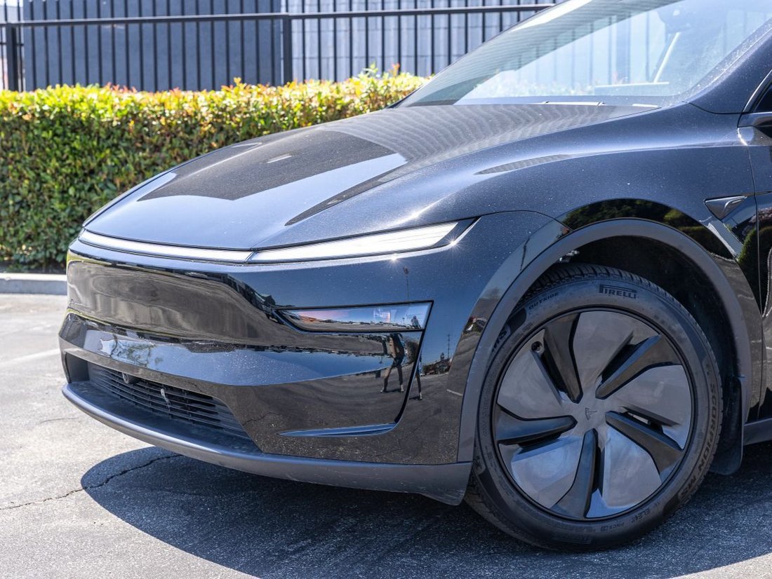 Suv in Azusa, CA, United States 4 - 18434967