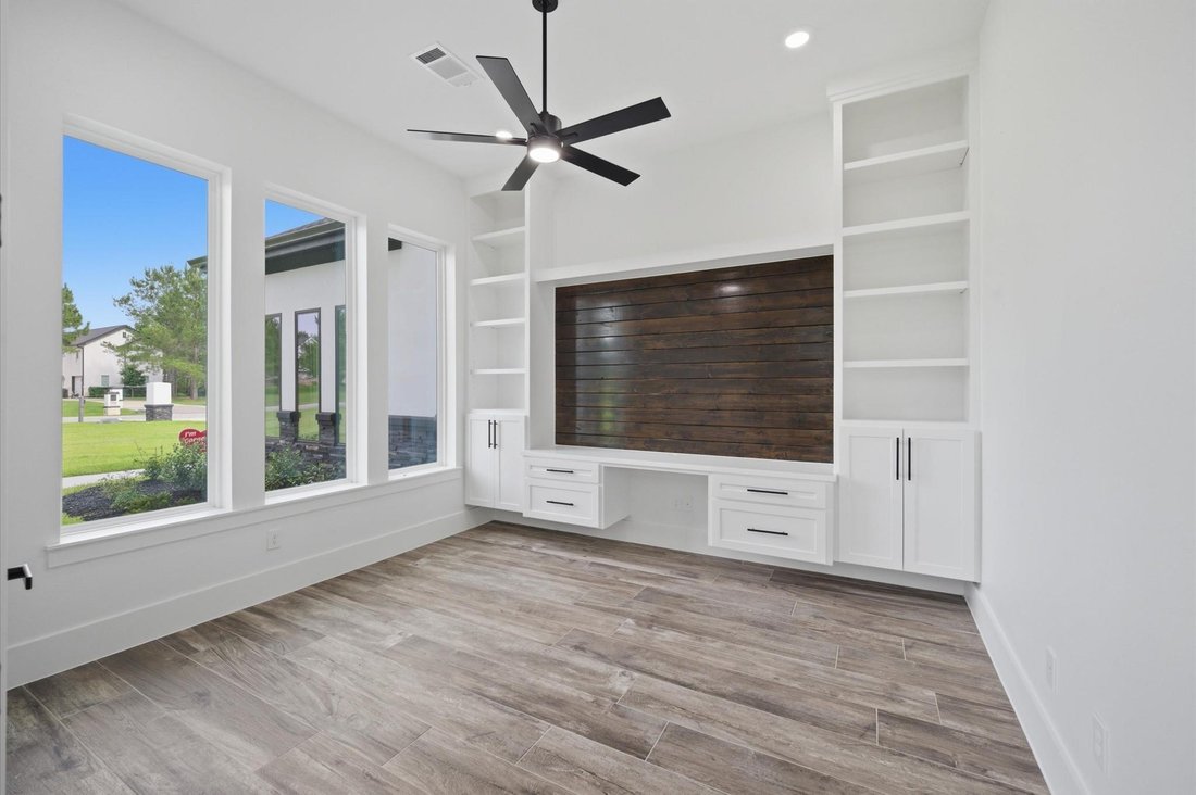House in Montgomery, Texas, United States 5 - 18571567