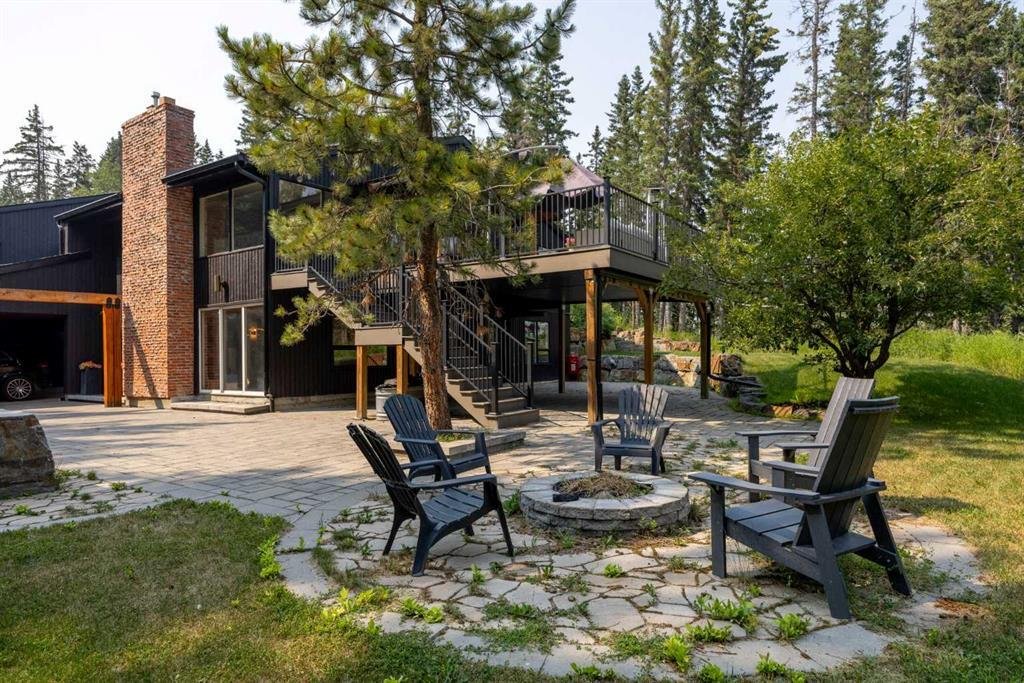 House in Calgary, Alberta, Canada 4 - 18570087