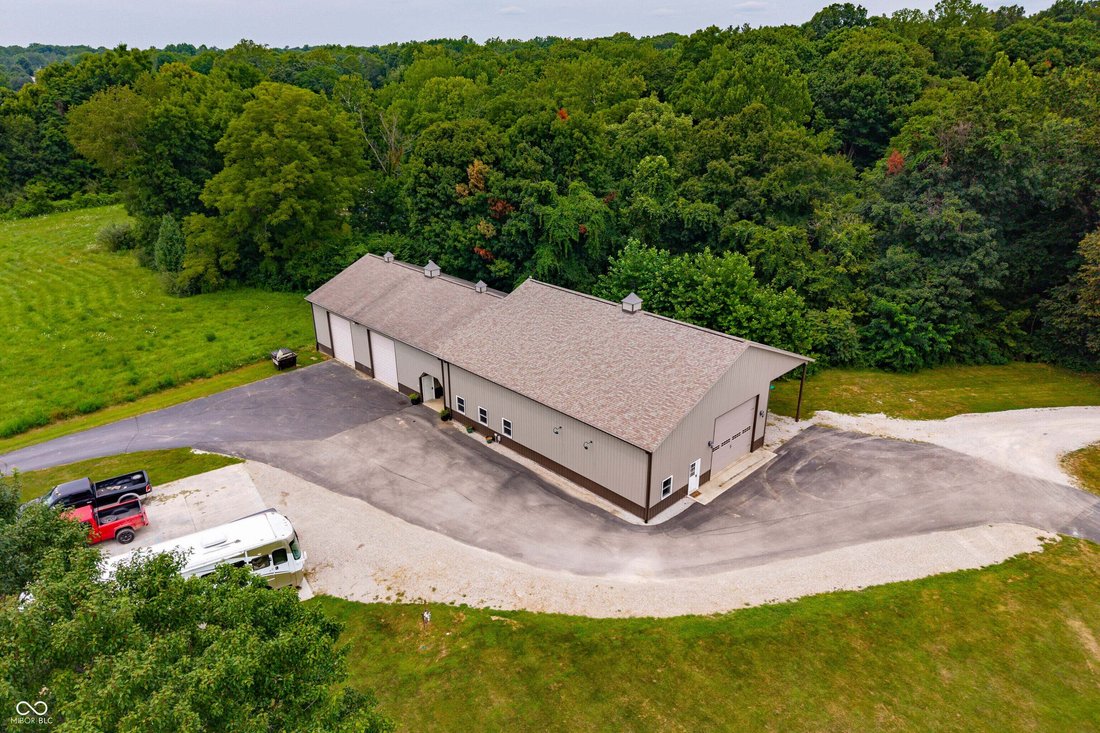 House in Trafalgar, Indiana, United States 2 - 18568517