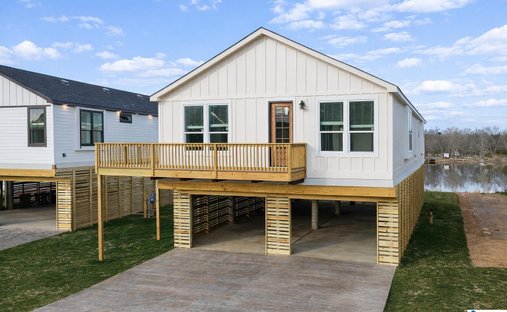 House in Lincoln, Alabama, United States 1