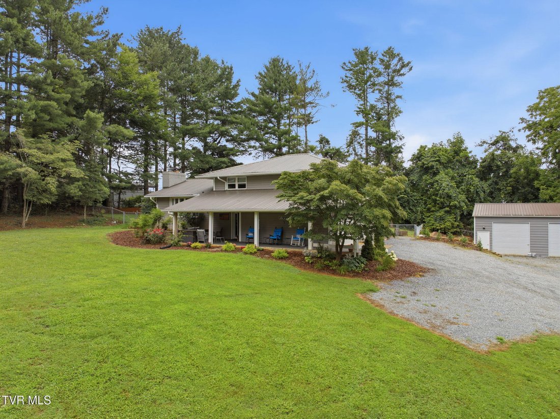 House in Elizabethton, Tennessee, United States 3 - 18568782
