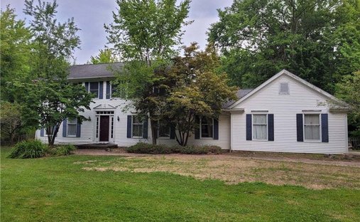 House in Gates Mills, Ohio, United States 1