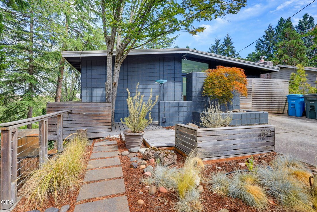 House in Ashland, Oregon, United States 2 - 18568468