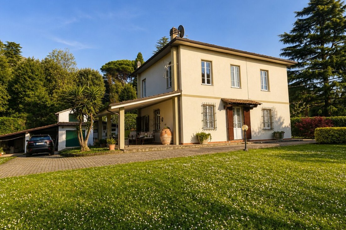 Villa a Camaiore, Toscana, Italia 3 - 18568609