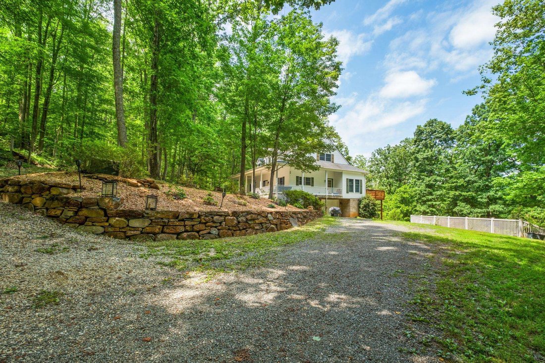 House in Shipman, Virginia, United States 5 - 18566932