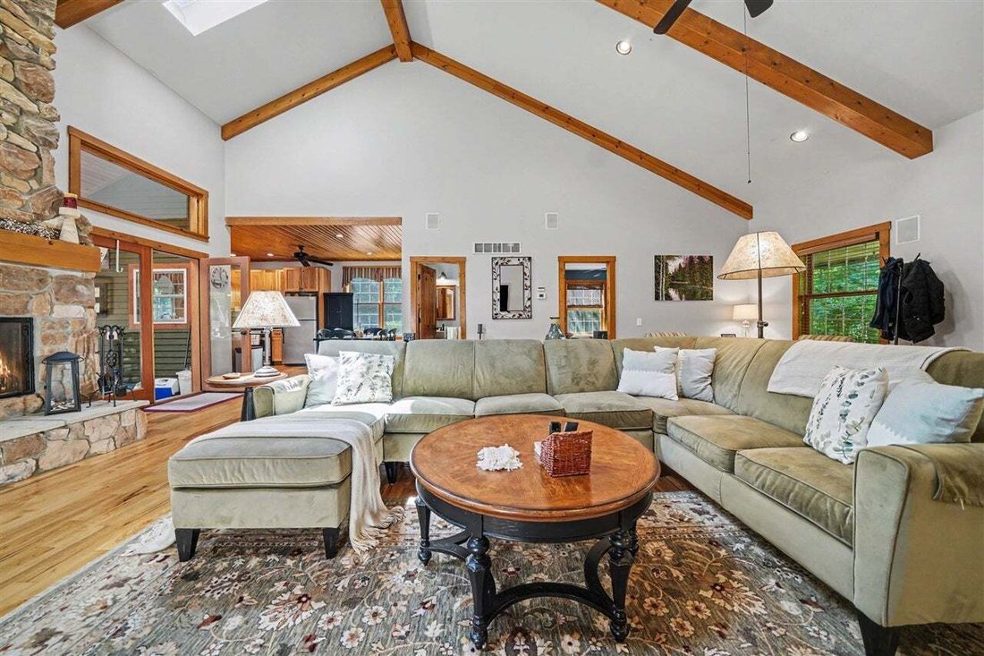 House in Three Oaks, Michigan, United States 3 - 18568547