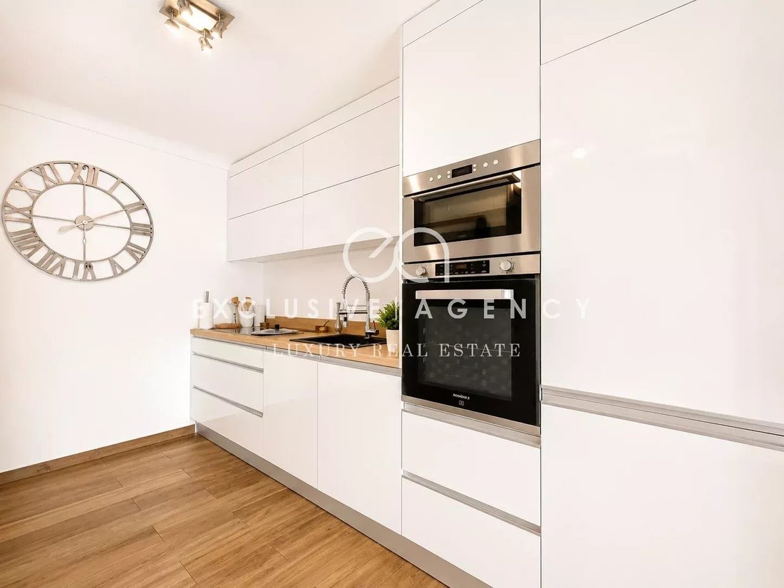 House in Tassigny, Cannes, France 5 - 16182988