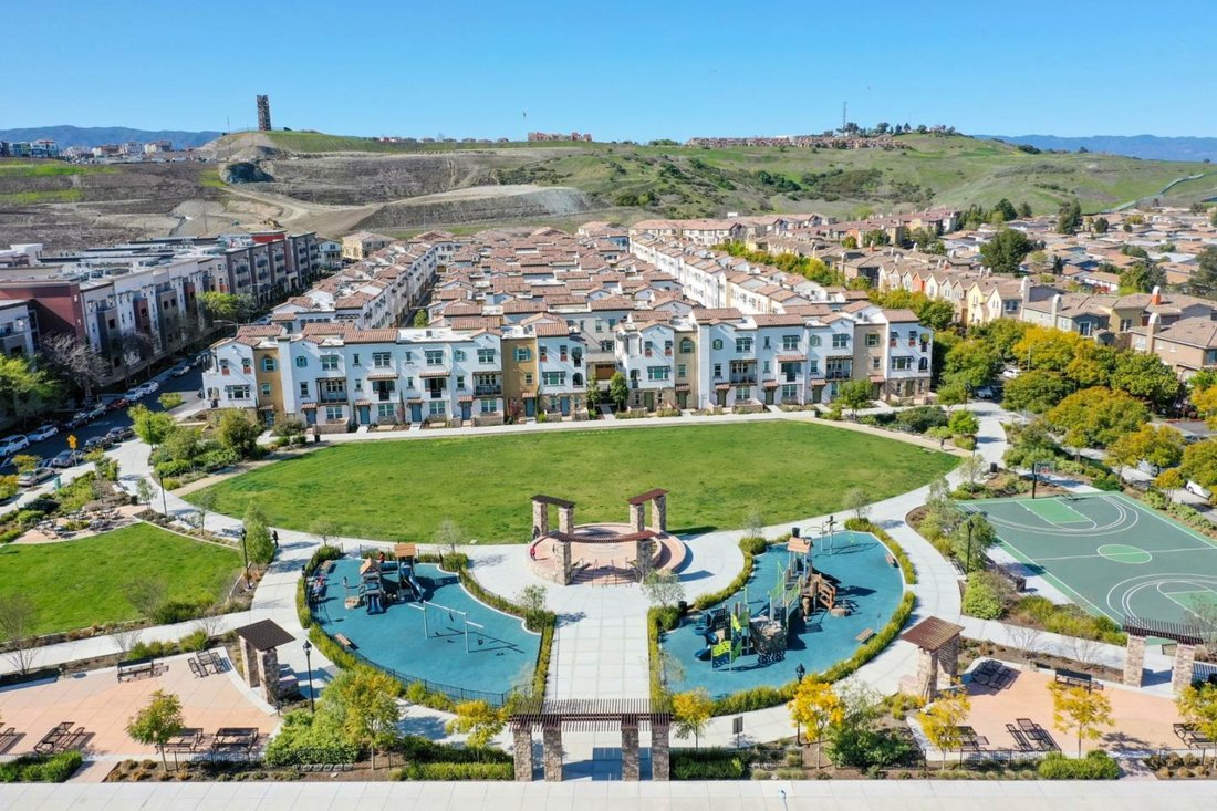 Townhouse in San Jose, California, United States 4 - 18566954