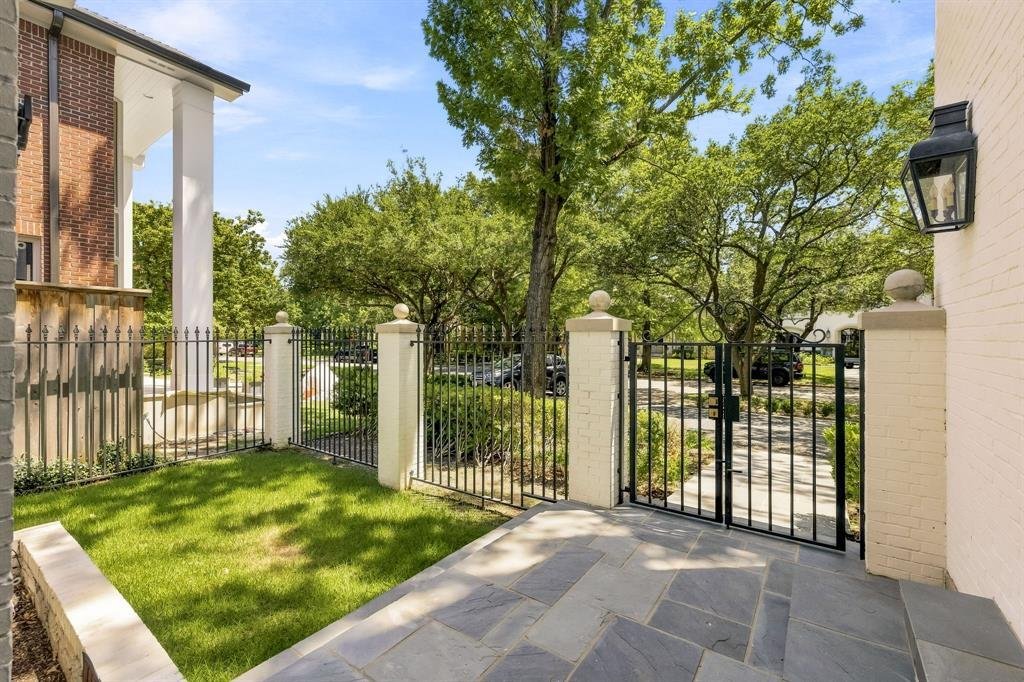 House in Dallas, Texas, United States 2 - 18569255