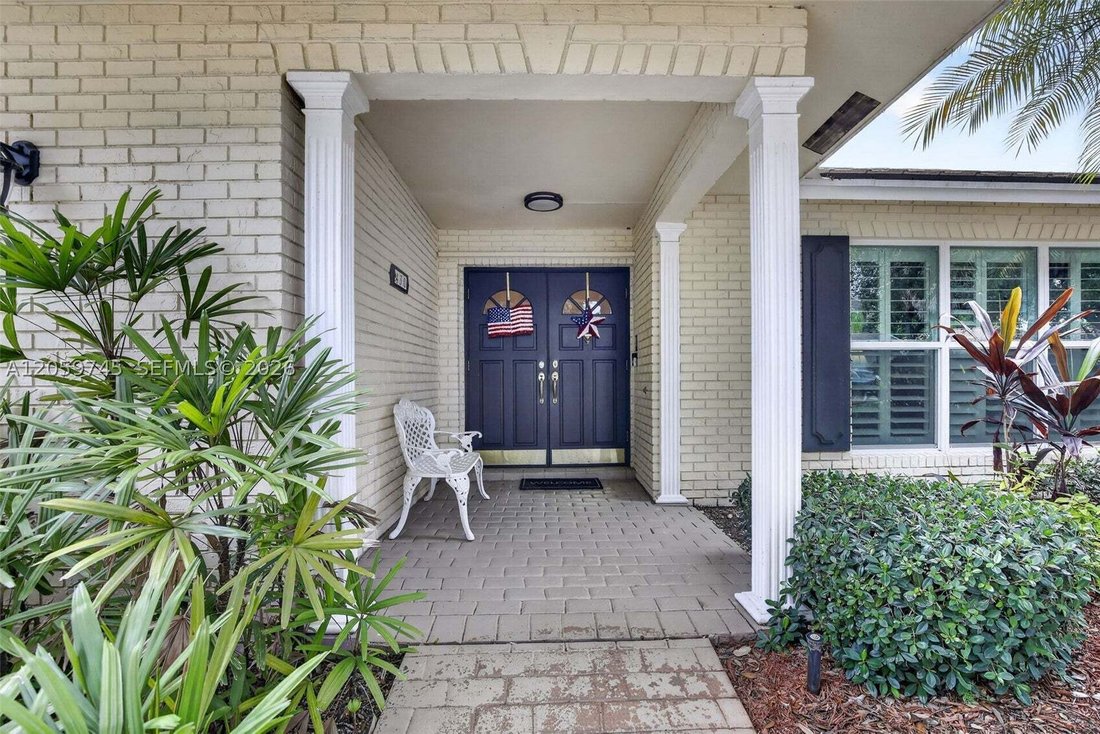 House in Davie, Florida, United States 4 - 18518731