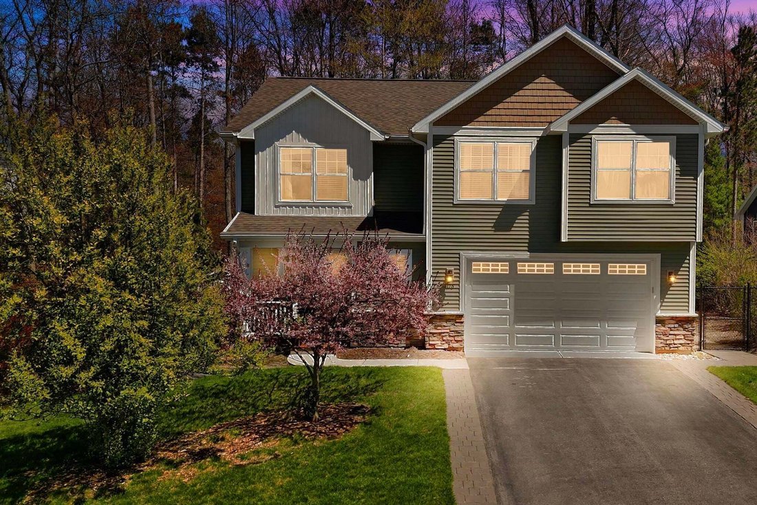 House in Traverse City, Michigan, United States 3 - 18568542