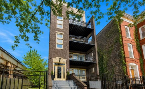 Condo in Chicago, Illinois, United States 1