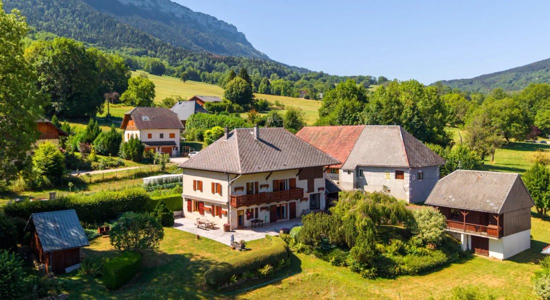 Casa en Le Noyer, Auvernia-Ródano-Alpes, Francia 1 - 18555288