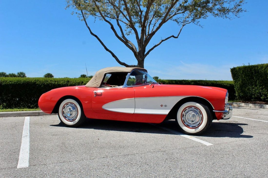 Cabriolet in Sarasota, FL, United States 5 - 18568176