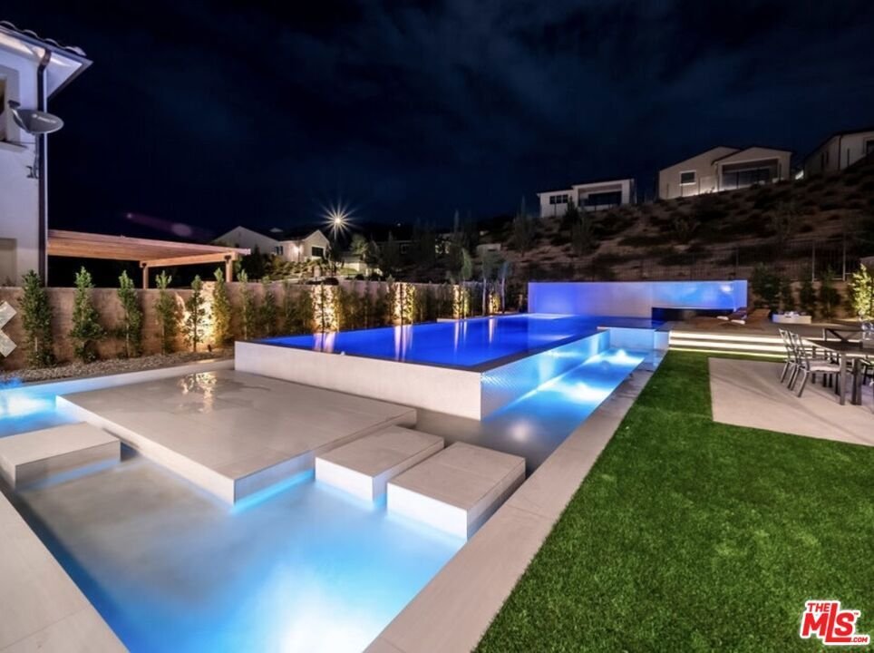 House in Los Angeles, California, United States 1 - 18567118