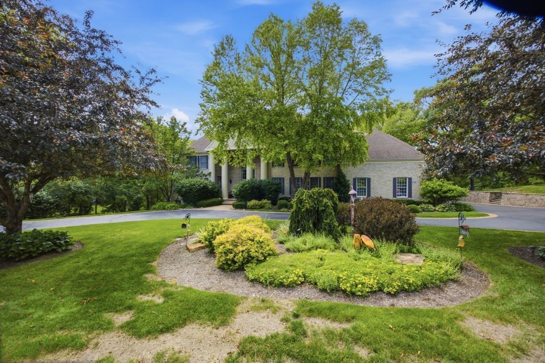 House in Crystal Lake, Illinois, United States 4 - 18570054