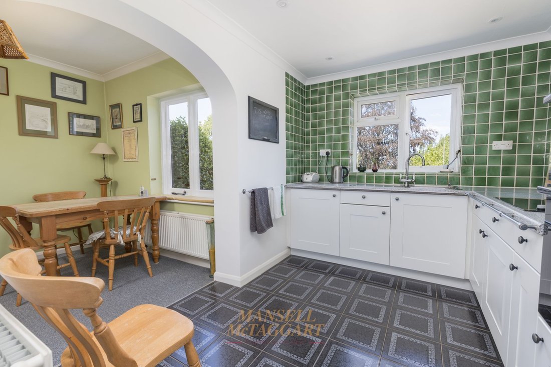 House in Upper Hartfield, England 4 - 18567839