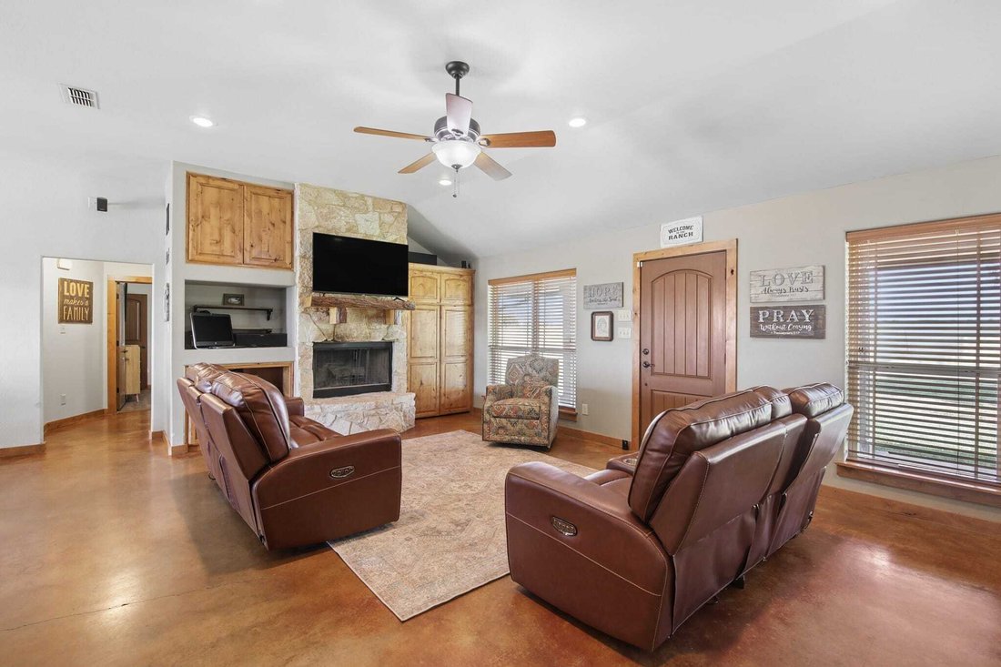 House in Valley View, Texas, United States 5 - 18572700