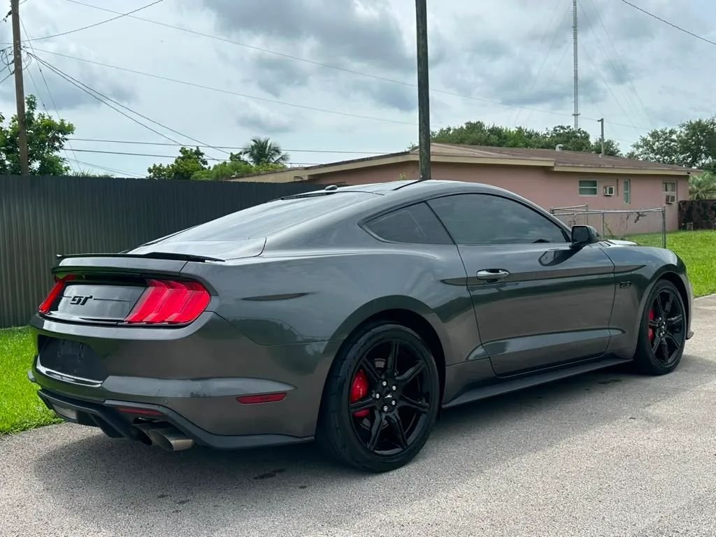 Coupe in West Park, FL, United States 4 - 18569808
