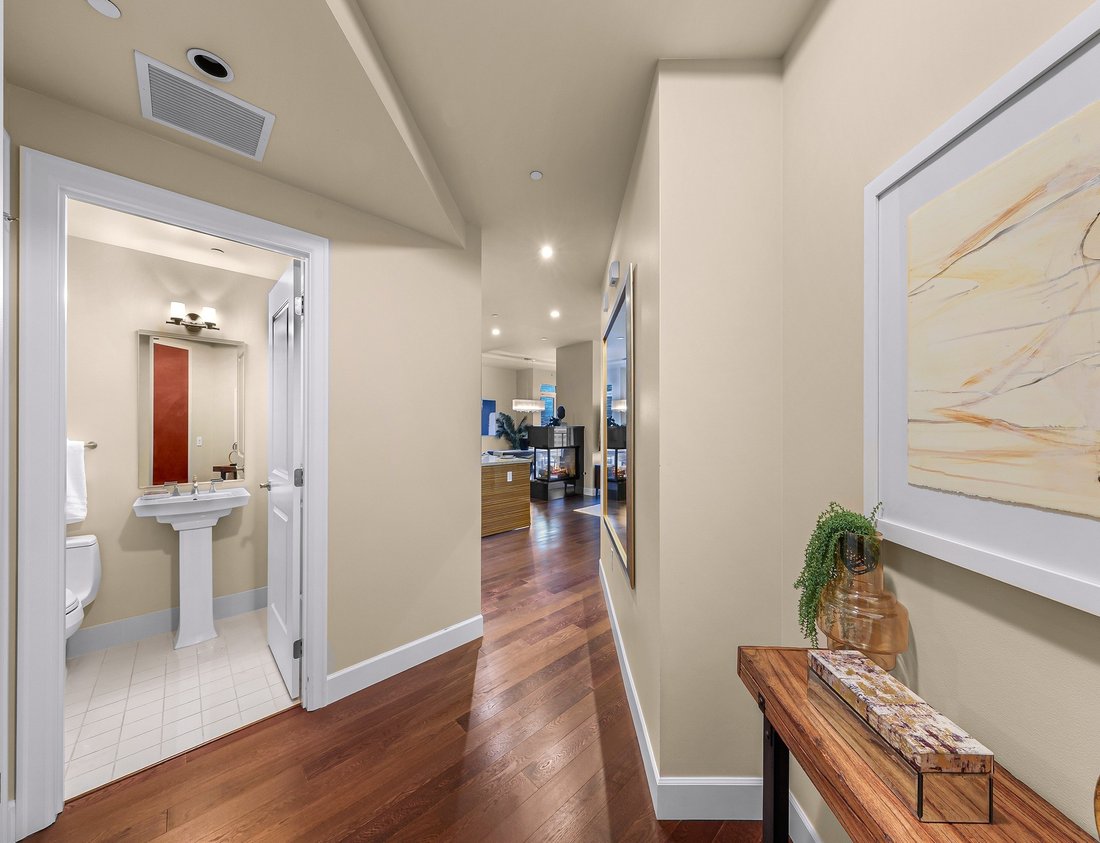 Apartment in Seattle, Washington, United States 4 - 18567687