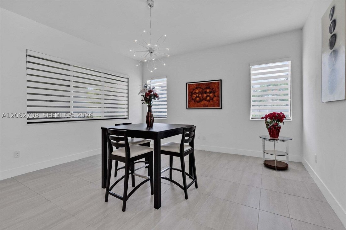 House in Miramar, Florida, United States 5 - 18567366