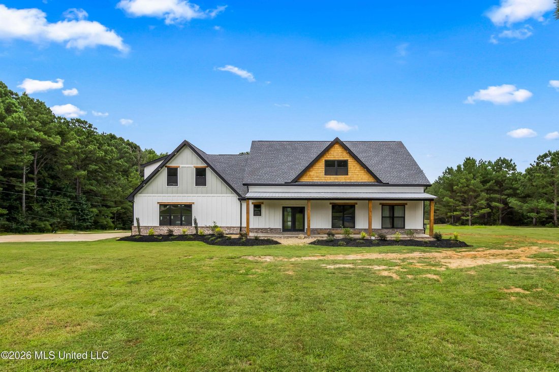 House in Amory, Mississippi, United States 1 - 18566912