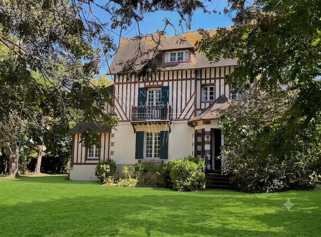 House in Deauville, Normandy, France 2 - 18571711