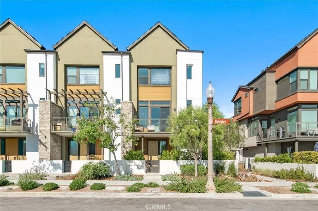 Condo in Irvine, California, United States 1 - 18250537