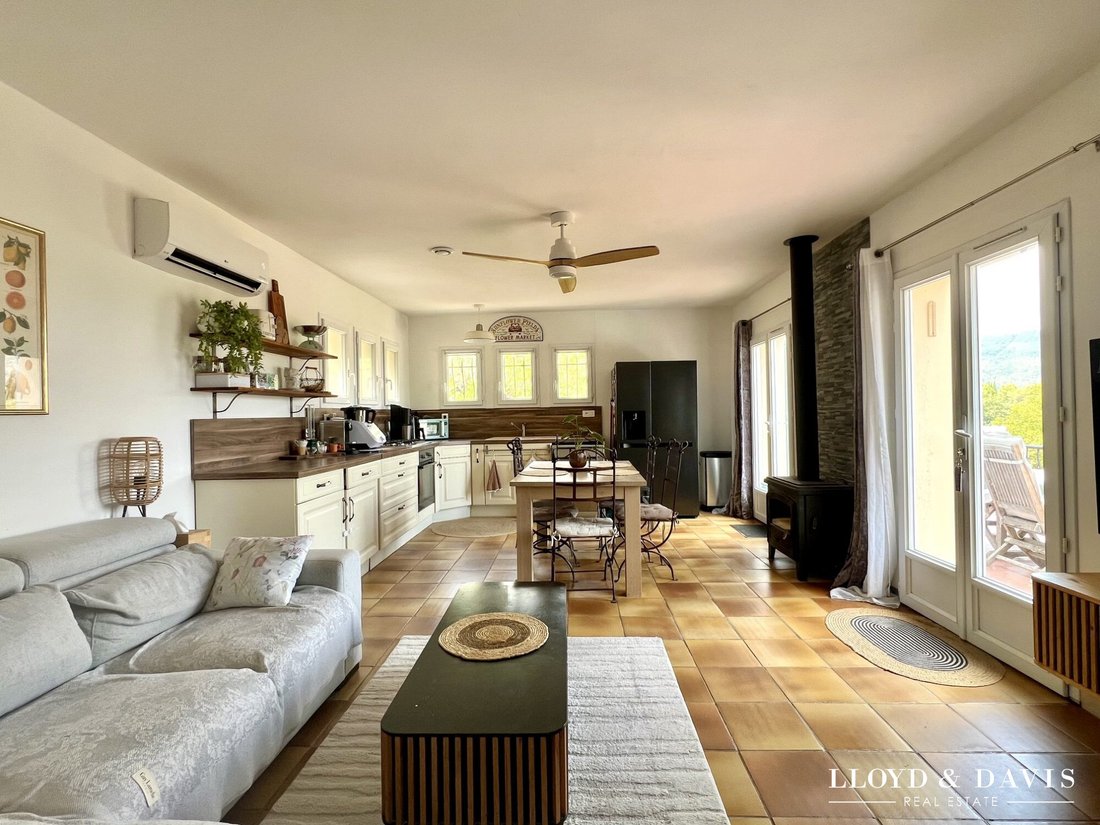 Villa in Seillans, Provence-Alpes-Côte d'Azur, France 3 - 18570384