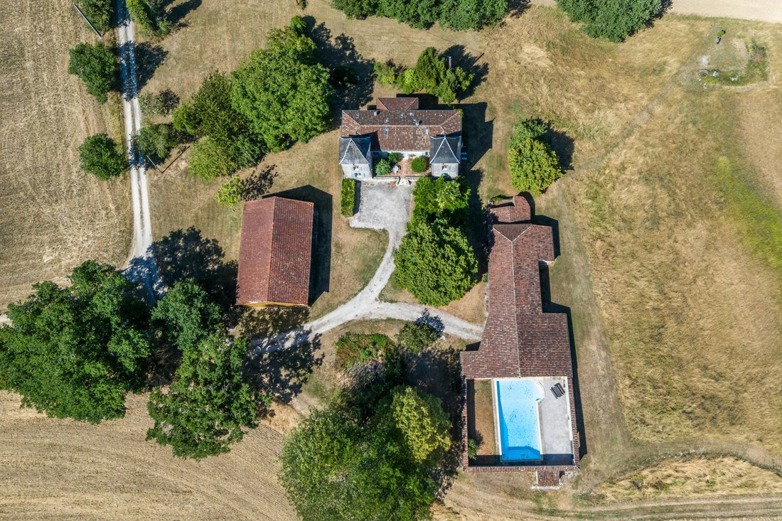 House in Tournon-d'Agenais, Nouvelle-Aquitaine, France 2 - 18569522