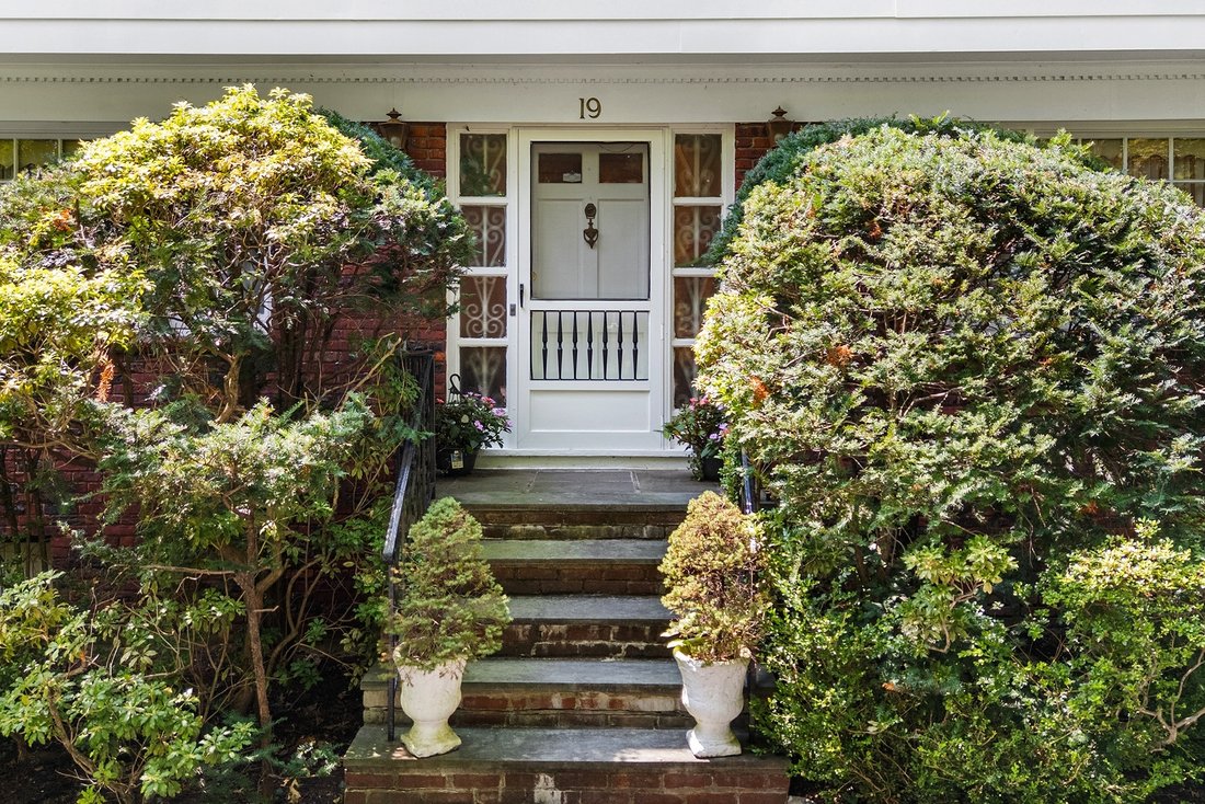House in Bronxville, New York, United States 2 - 18567573