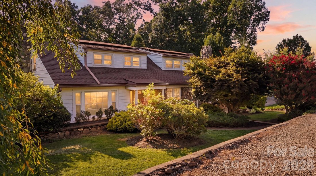 House in Canton, North Carolina, United States 1 - 18571541