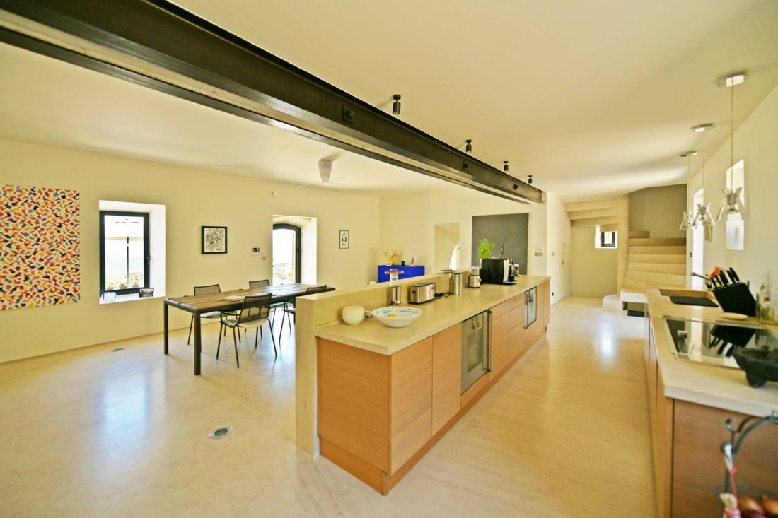 House in Gordes, Provence-Alpes-Côte d'Azur, France 5 - 18571660