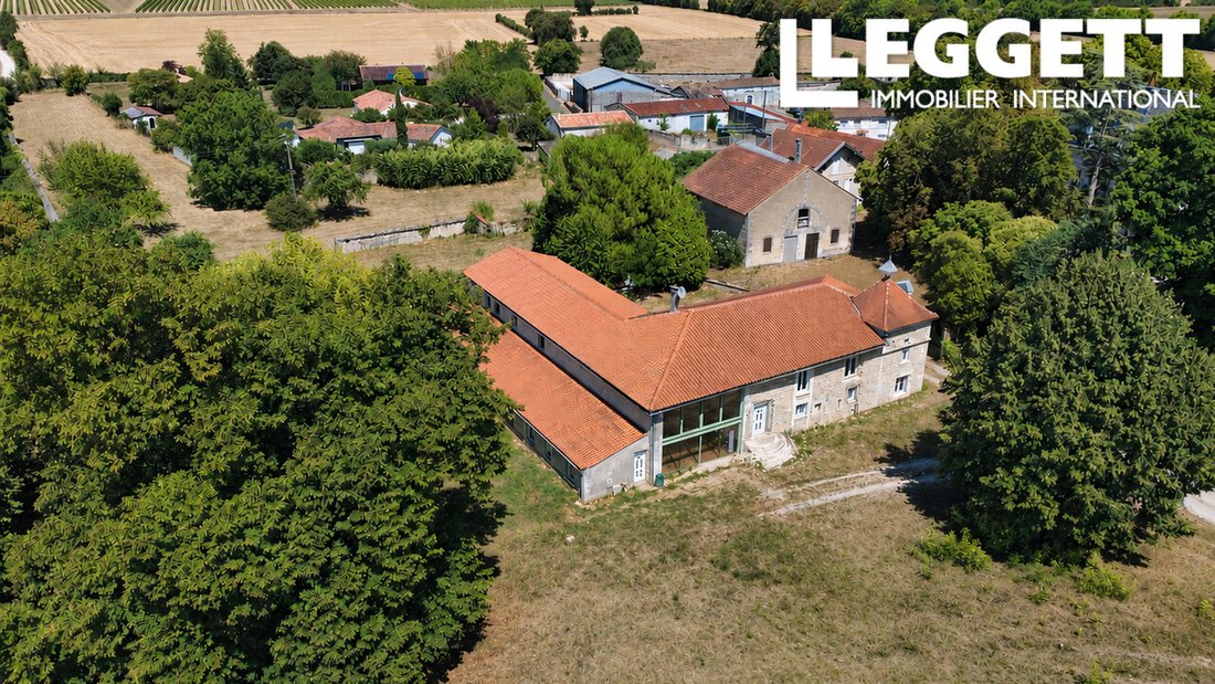 Azienda agricola a Foussignac, Nuova Aquitania, Francia 1 - 18255742