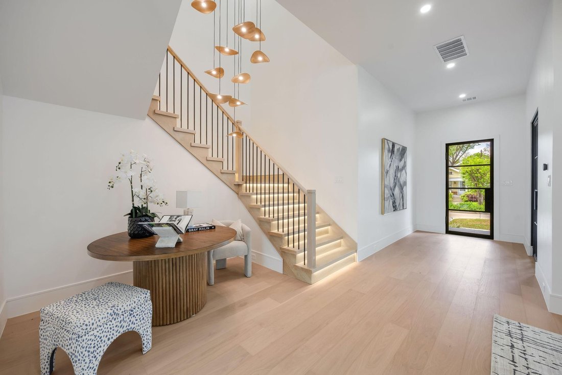 House in Houston, Texas, United States 4 - 18570616