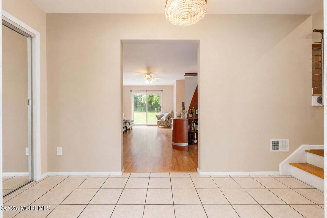 House in East Brunswick, New Jersey, United States 3 - 18573047