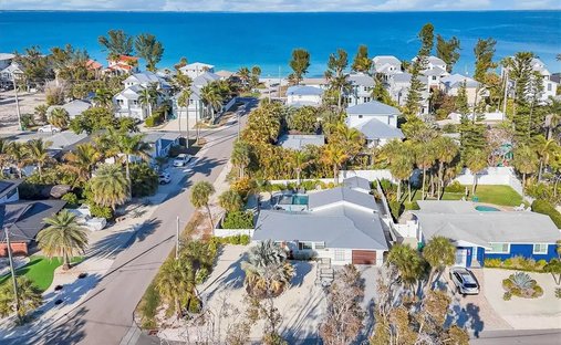 House in Bradenton Beach, Florida, United States 1