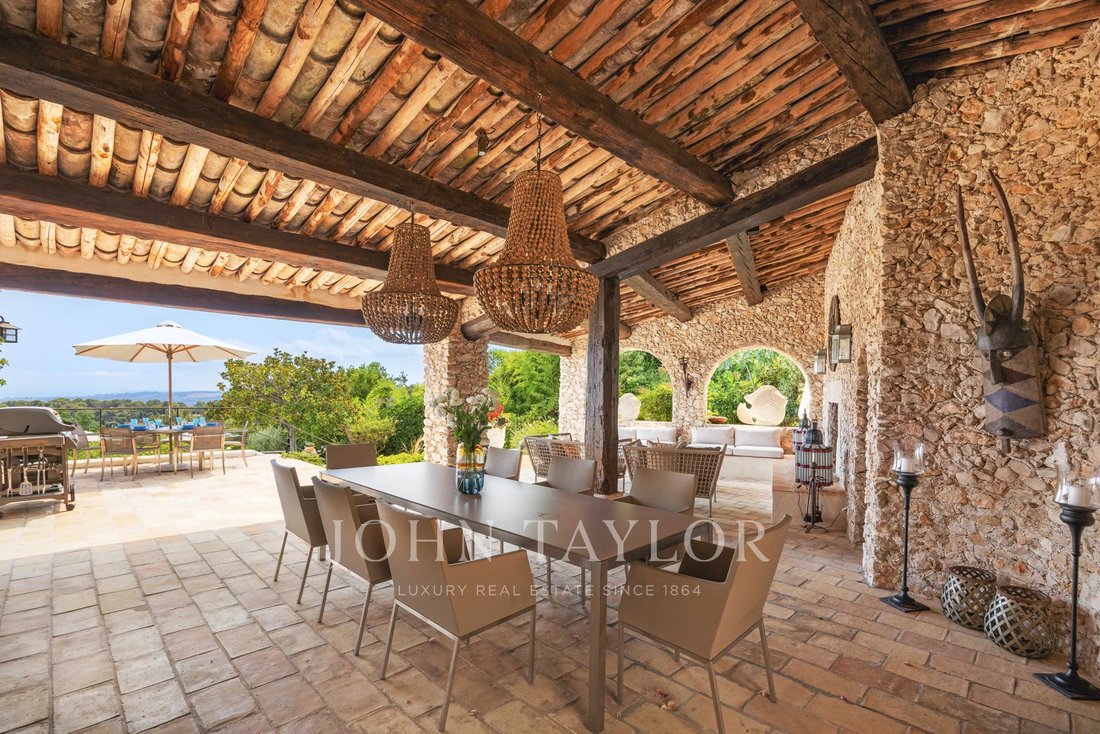 Estate in Saint-Paul-de-Vence, Provence-Alpes-Côte d'Azur, France 5 - 18573396