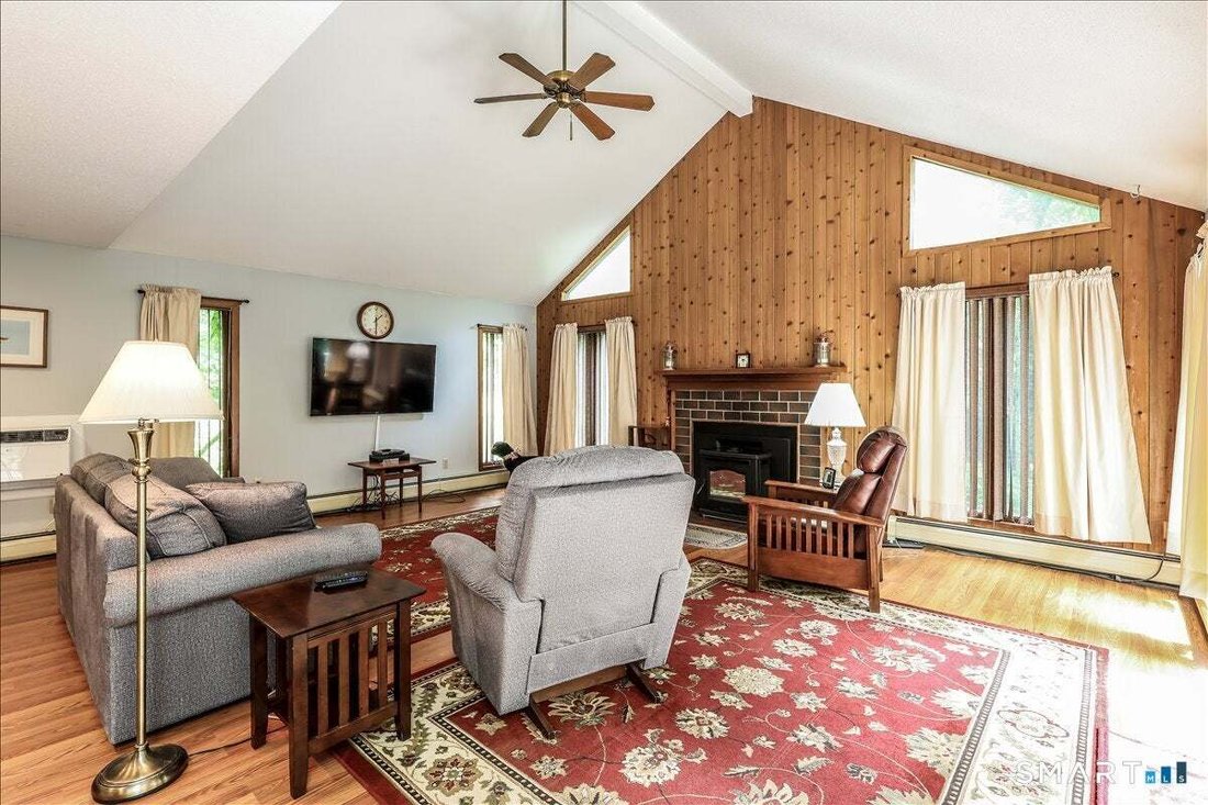 House in Brookfield, Connecticut, United States 5 - 18570556