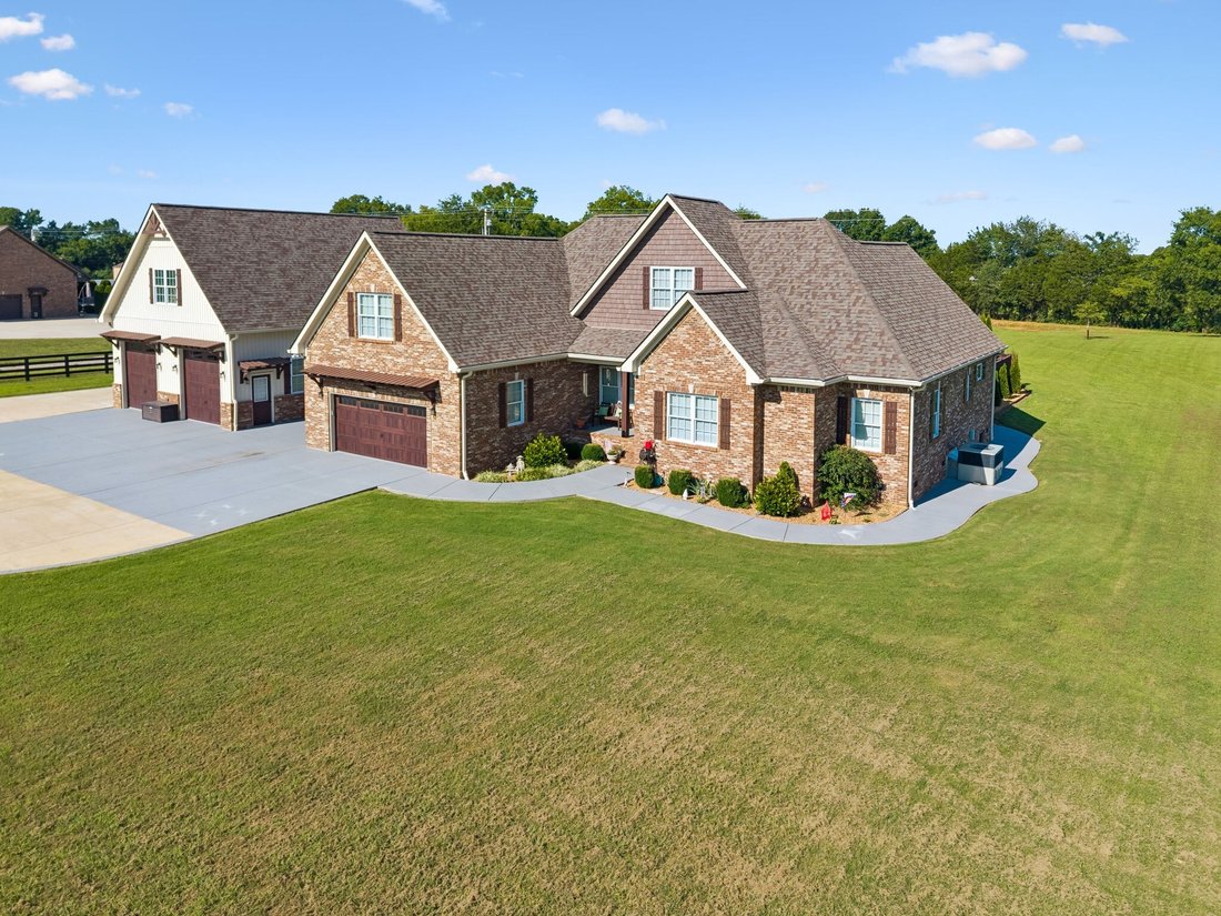 House in Belfast, Tennessee, United States 3 - 18571546