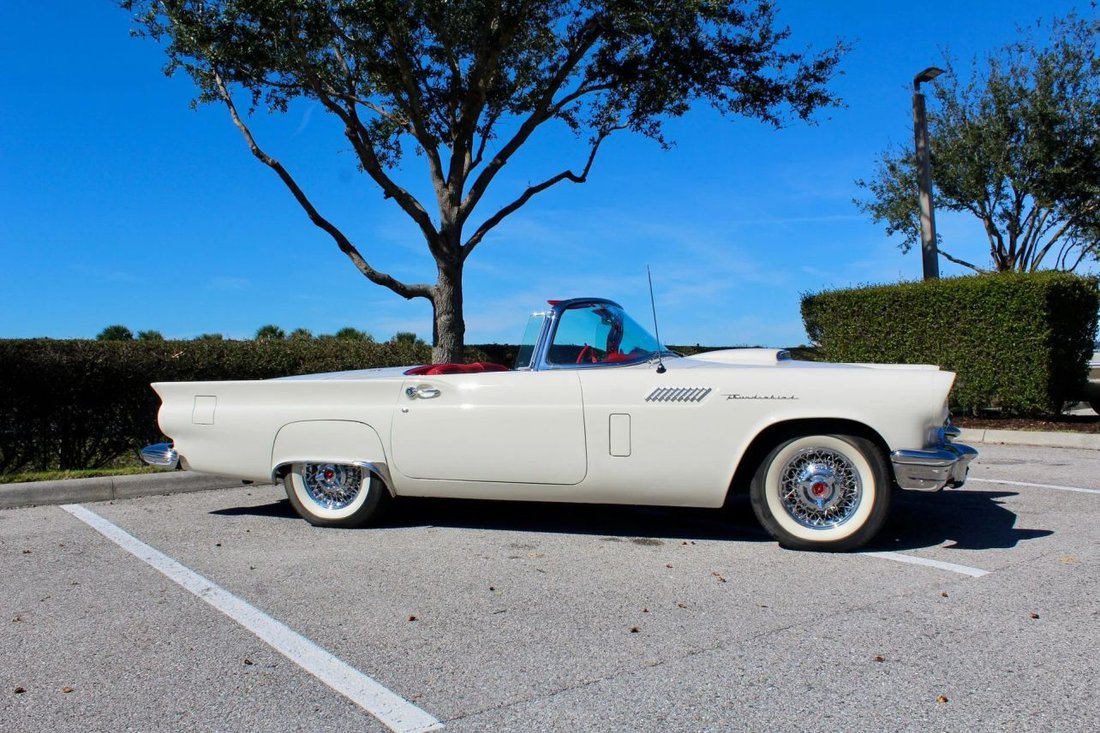 Cabriolet in Sarasota, FL, United States 3 - 18568193