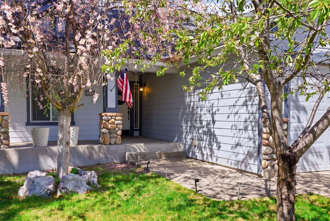 House in Nine Mile Falls, Washington, United States 3 - 18573008