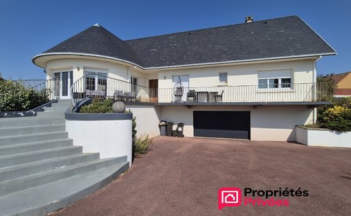Villa in Gambetta, Boulogne-sur-Mer, France 1