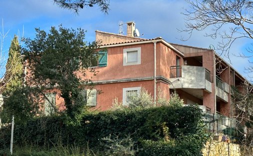 Apartment in Le Tholonet, Provence-Alpes-Côte d'Azur, France 1