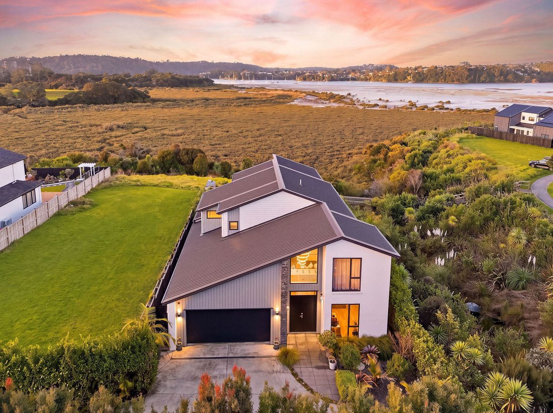 House in Auckland, Auckland, New Zealand 1 - 17096330