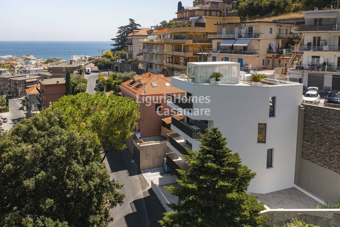 Apartment in Western Hill, Alassio, Liguria 1 - 18567861