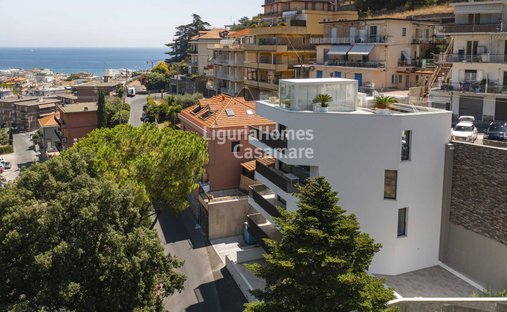 Apartment in Western Hill, Alassio, Liguria 1