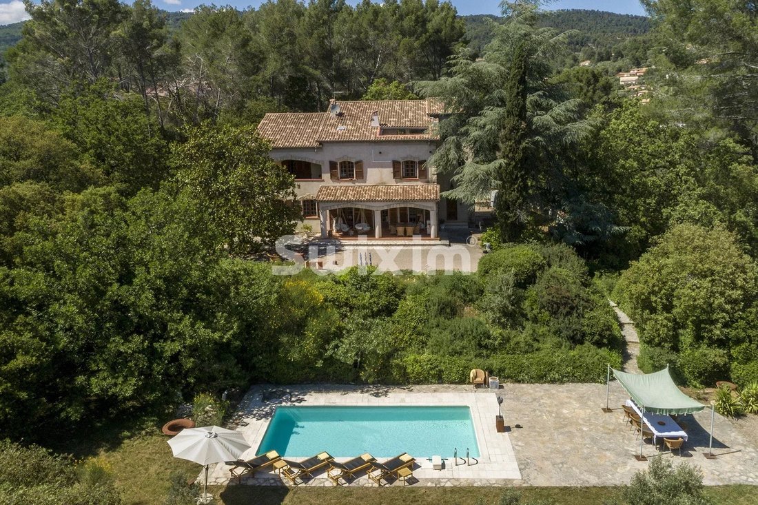 Villa in Centre Ancien, Draguignan, France 3 - 18573425