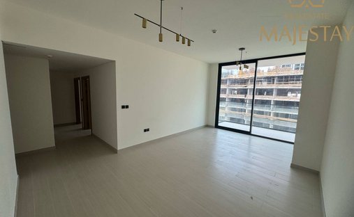 Apartment in JVC / Jumeirah Village Circle, Dubai, United Arab Emirates 1